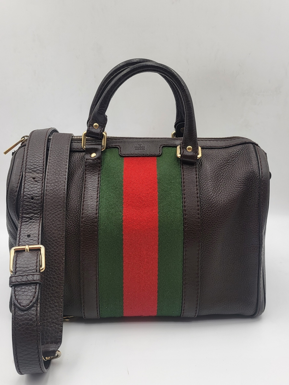 GUCCI Pebbled Calfskin Leather Vintage Web Medium 30 Boston. Auth. W/COA